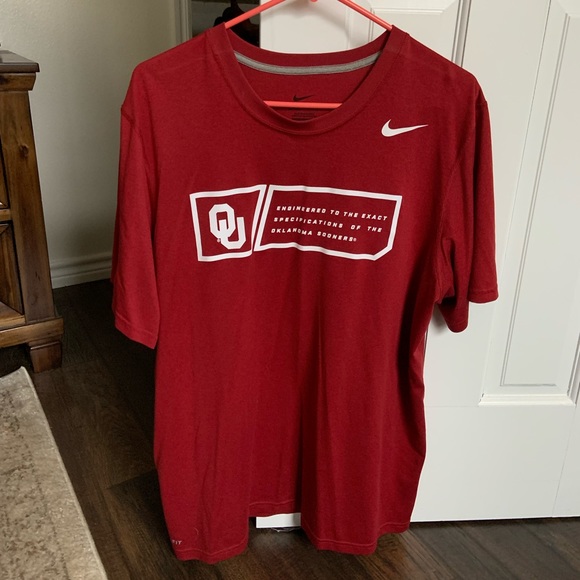 OU Nike Dri-Fit Men’s Shirt - Picture 2 of 3